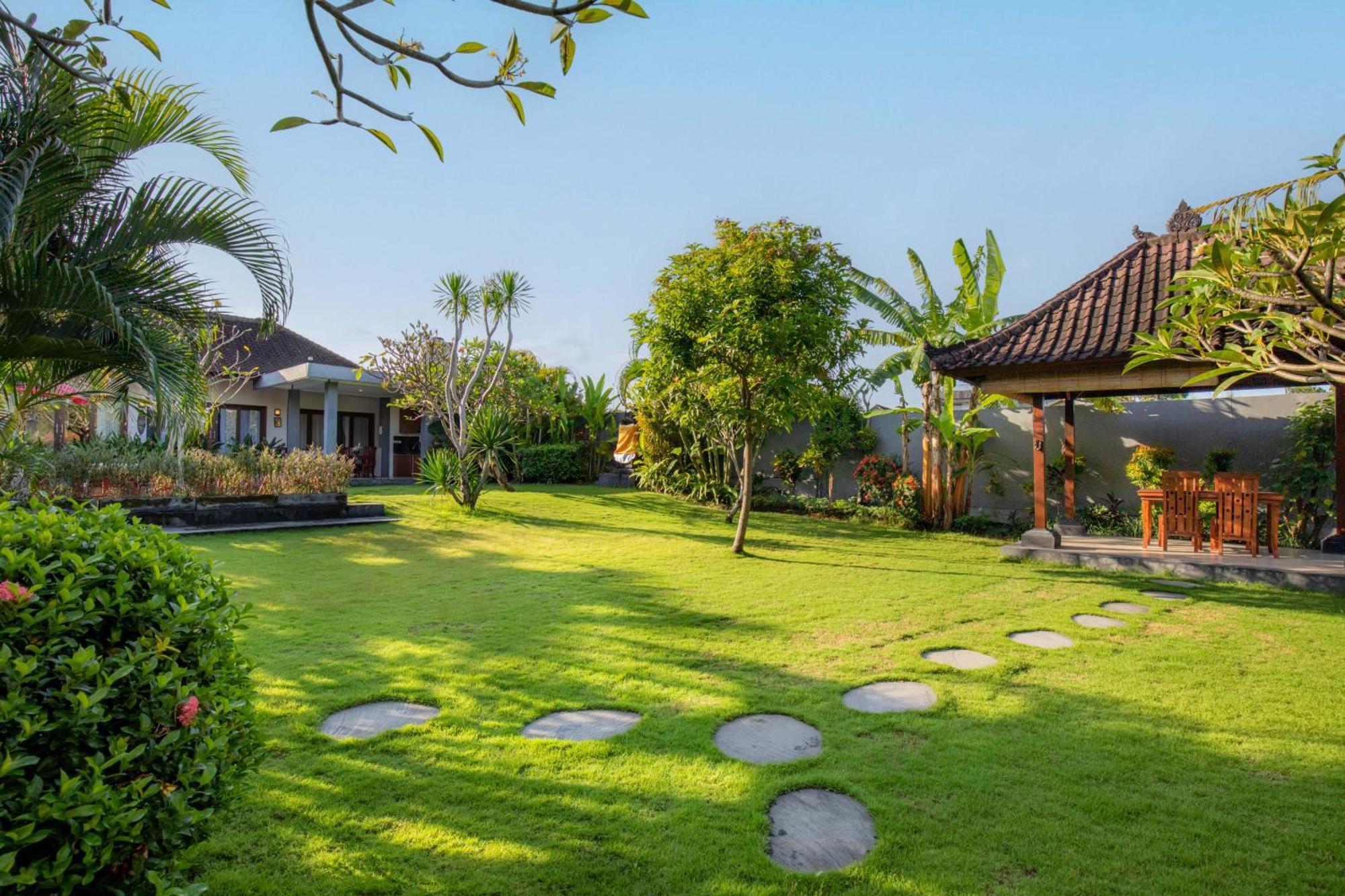 Carik Bali Guest House Canggu Ngoại thất bức ảnh